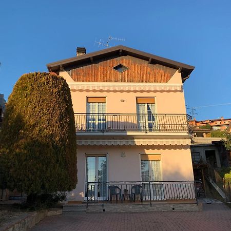 דירות Civate Casa Castel מראה חיצוני תמונה